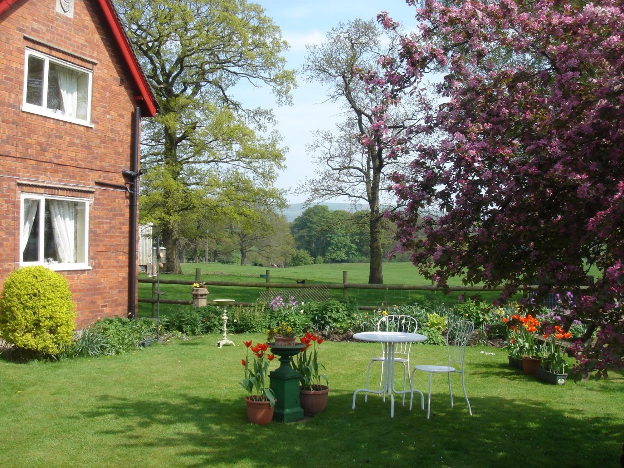 Yew Tree Farm Bed & Breakfast Eaton  Dış mekan fotoğraf